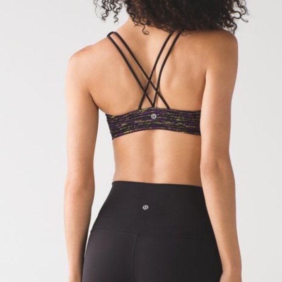 Women's Strappy Multicolor Sports Bra - Picture 4 of 8